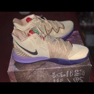 Concept Kyrie 5’s with special box